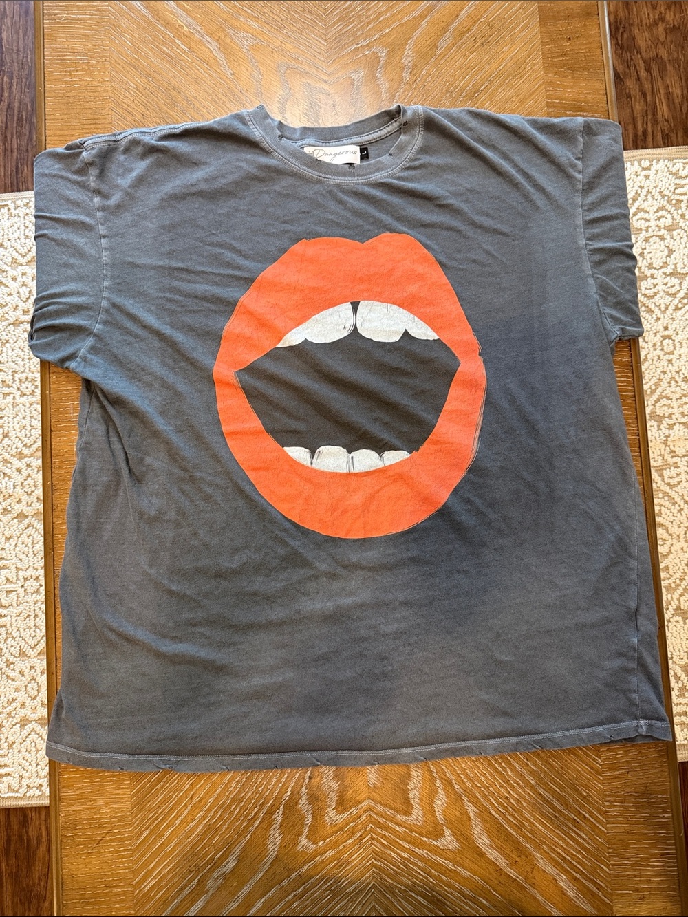 Graphic Short Sleeve Tee with Bold Red Lips